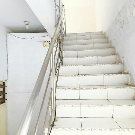 Bumi Merpati Residence Makassar Mitra Reddoorz Exteriör bild