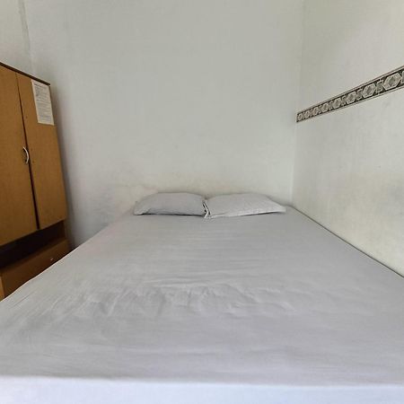 Bumi Merpati Residence Makassar Mitra Reddoorz Exteriör bild